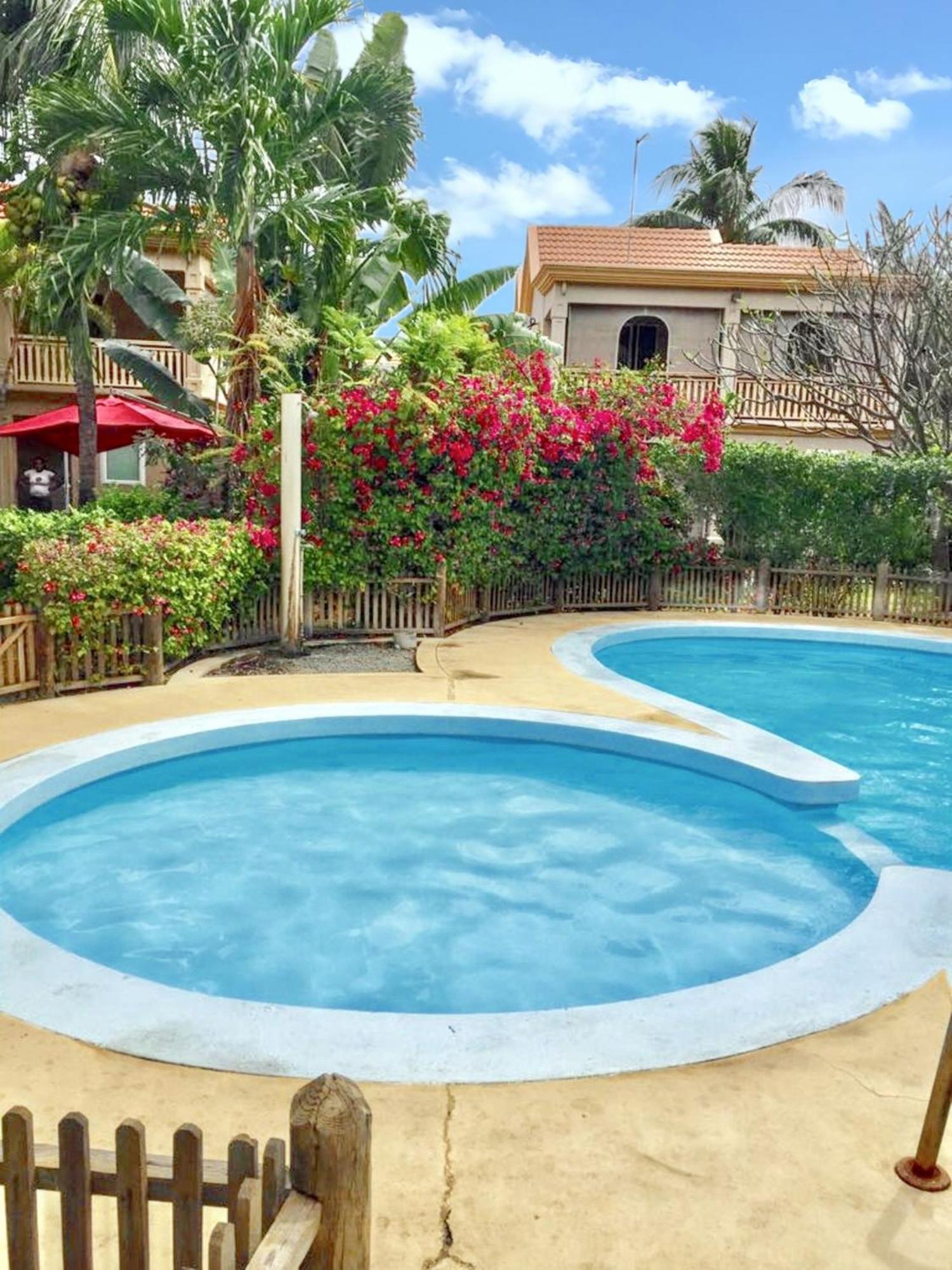 Spacious House In Flic En Flac With Shared Pool Luaran gambar